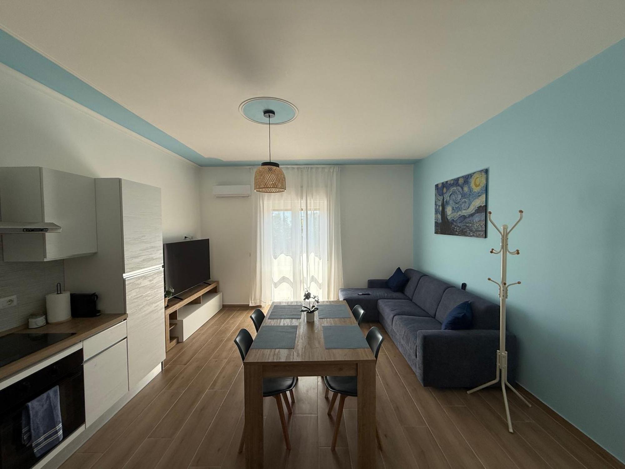 Heroes Apartment *