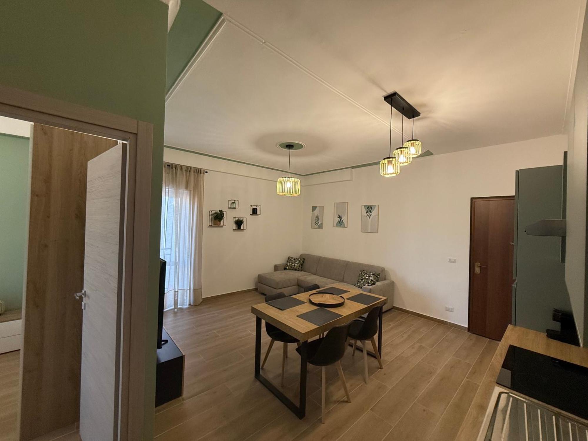 Heroes Apartment *