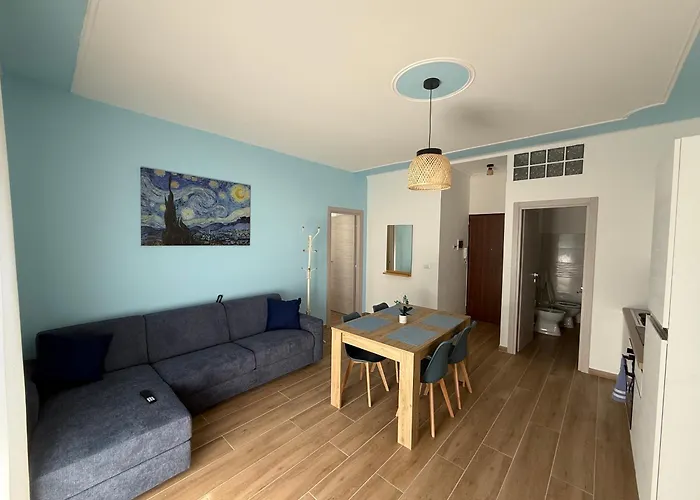 Heroes Apartments